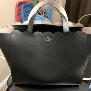 Kate Spade scallop tote